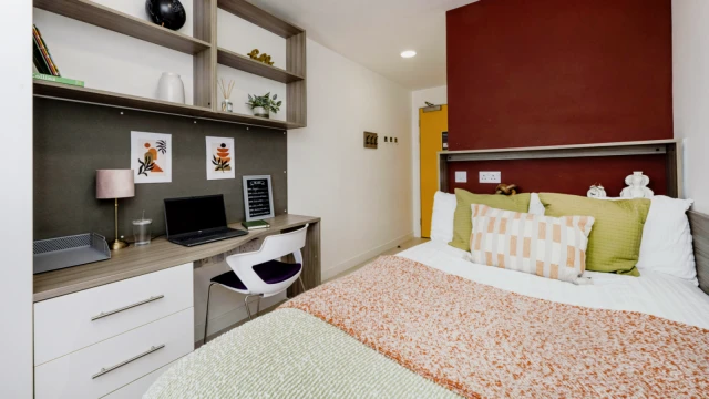 uhomes.com | Student Accommodation, Housing, Flats, Apartments for Rent