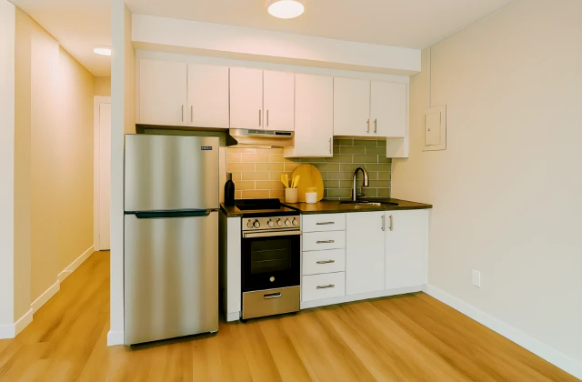 324 Cambridge 2