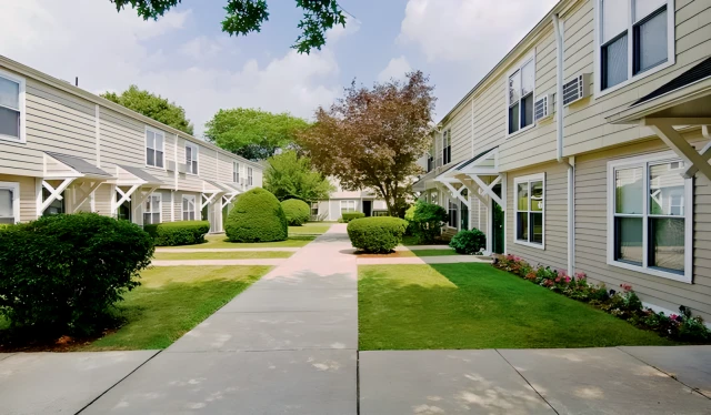 Waverly Apartments - H 3