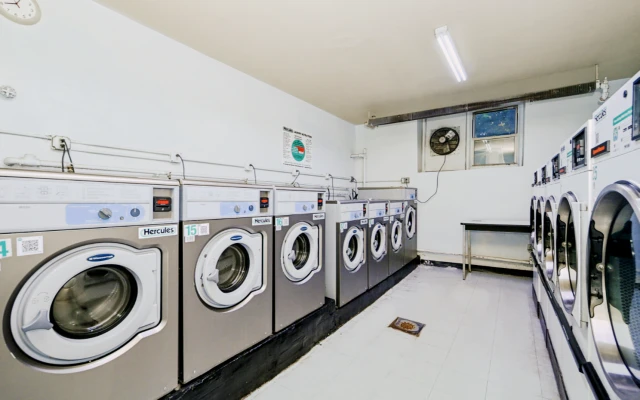 Silver Lake Apartments 3