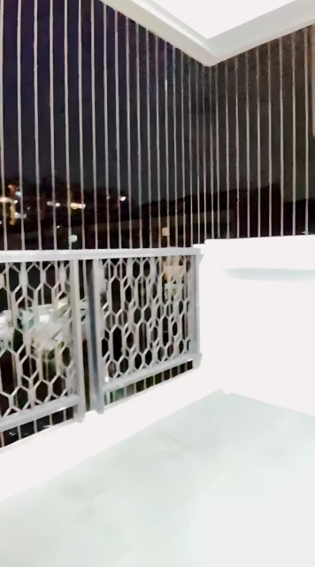 Lakepoint Condo - BESPOKE 2