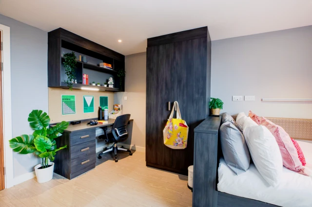 uhomes.com | Student Accommodation, Housing, Flats, Apartments for Rent