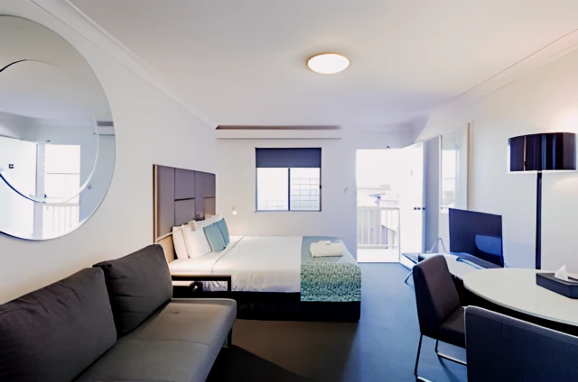 residence near Chalmers Street 3