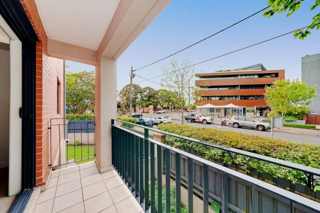 10/2 Abbott Street,Cammeray,New South Wales 2062 1