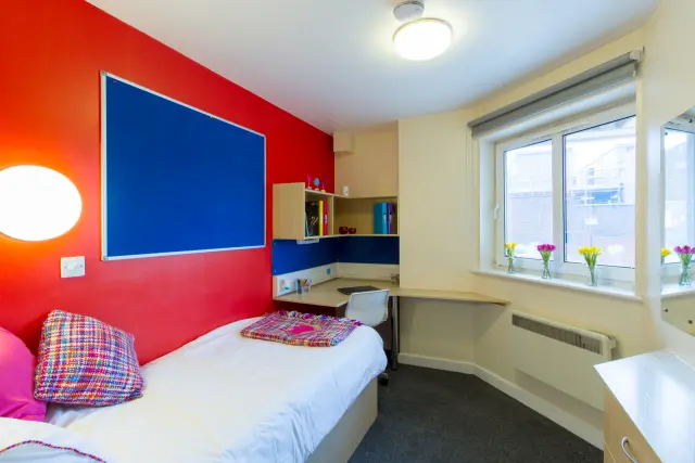 uhomes.com | Student Accommodation, Housing, Flats, Apartments for Rent