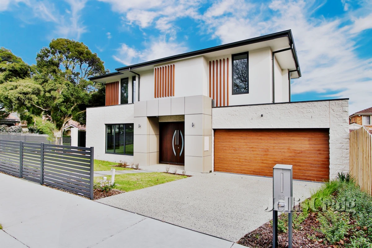 83 Normanby Road, Kew 0