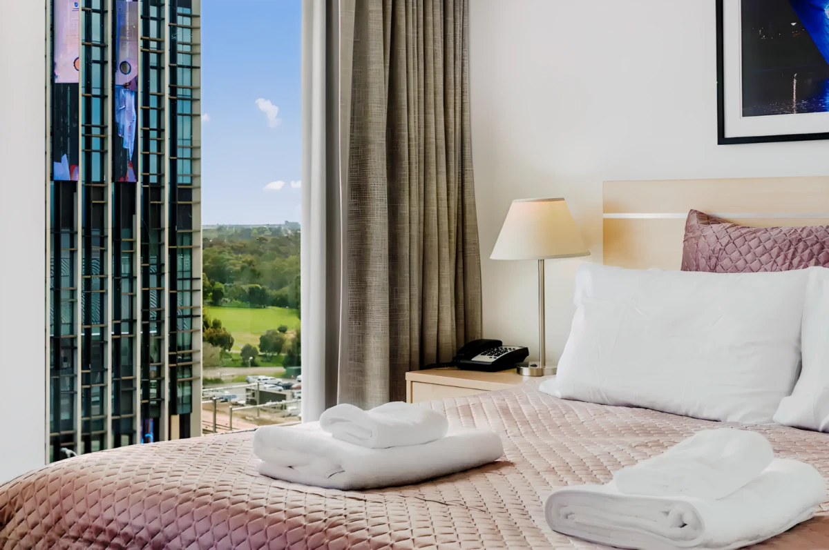 CBD Modern 2BR/ Free Parking 0