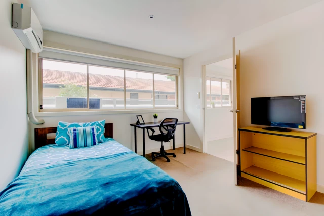 1023 Dandenong Road 3