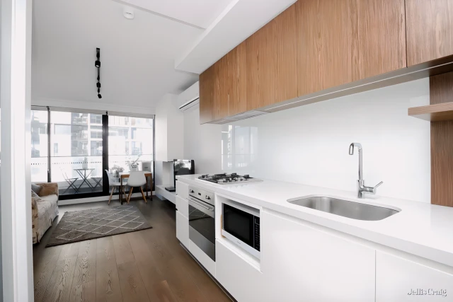 908/2 Claremont Street, South Yarra 1