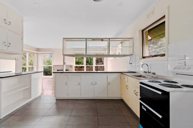 1 Lankester Street, Templestowe 2