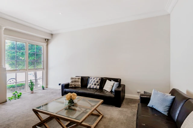 7/40 Grange Road, Toorak 1