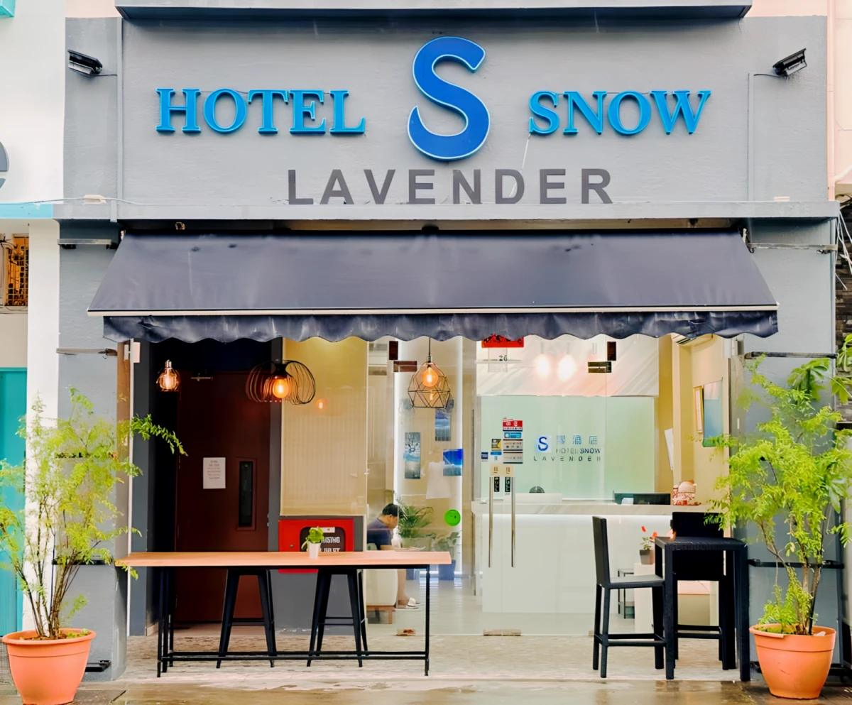 Snow Hotel Lavender 0