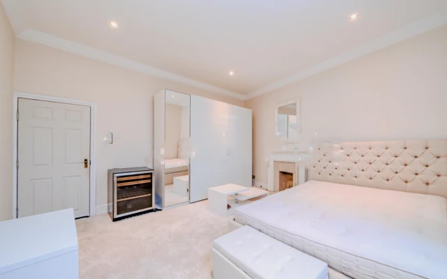 2 Penywern road, London,  SW5 9ST 2