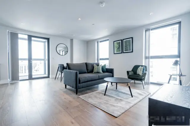 Flat 29, Brogan House, 9 St. Josephs Street, London, SW8 4EU 4