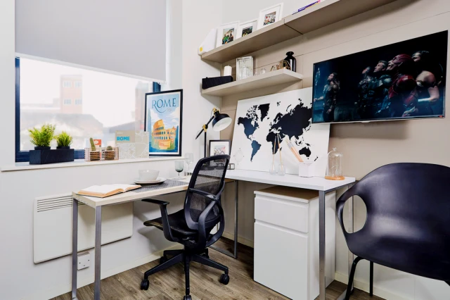 23 Longbrook Street EX4 1