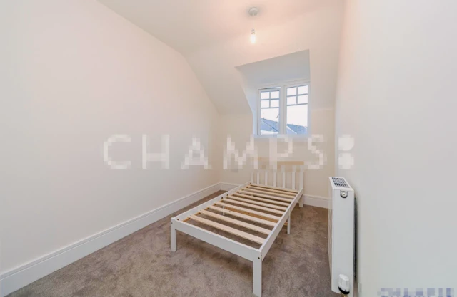 Maine Street, Reading, RG2 6AG 4