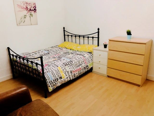 Entire Place·5B2B···55 Orston Drive 1