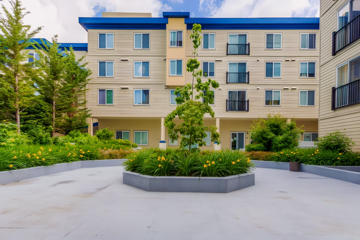 Guinevere Apartments 0