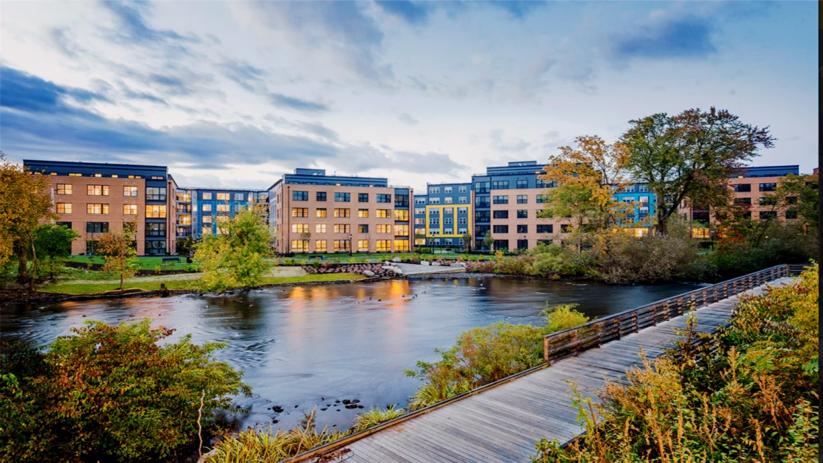 Edison on the Charles by Windor 0