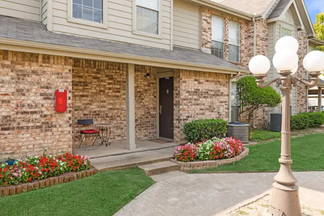 Plano Park Townhomes 4