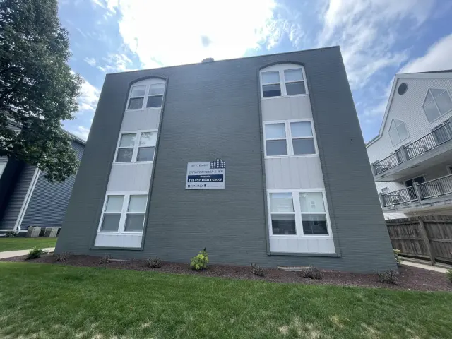 103 E. Daniel, Champaign 2