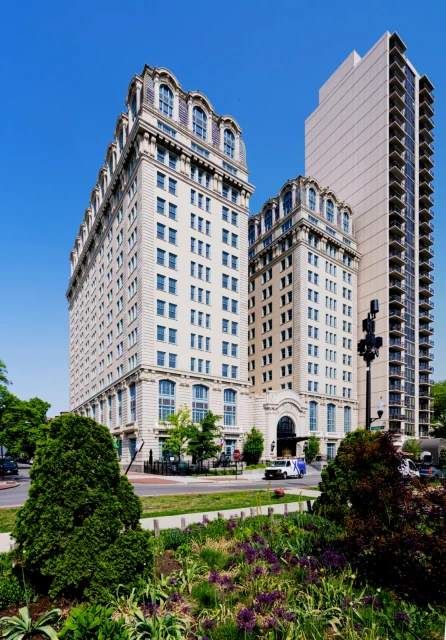 The Belden Stratford 3