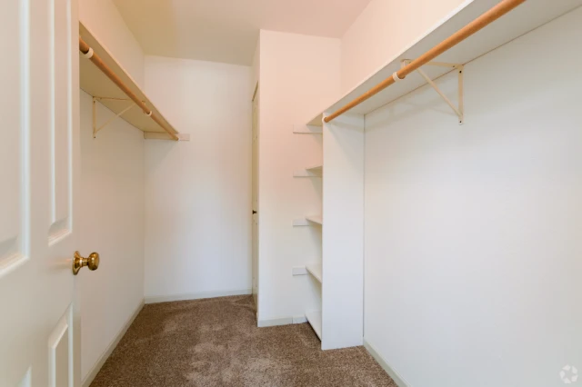 Courtyard Apartments 4