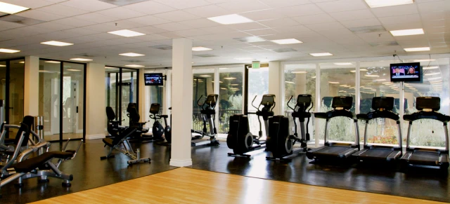 eaves Mountain View at Middlefield - Mountain View student accommodation - Gym