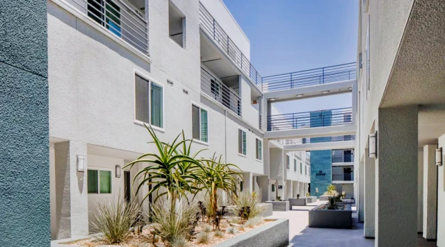 Avalon Woodland Hills 2