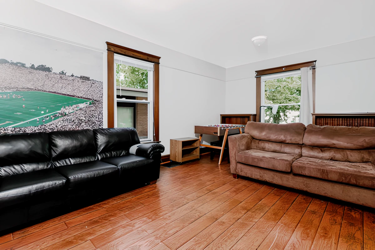 1208 Prospect 0