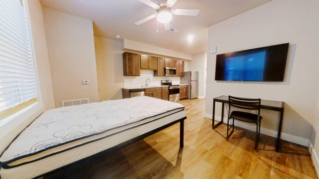 54 E. John St Champaign IL 3