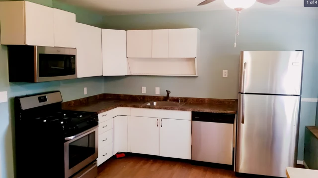 2902 Lawndale Drive 2