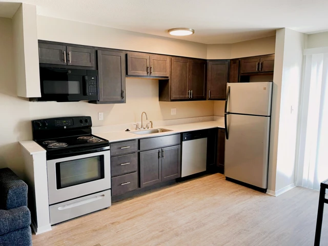 812 W Nevada Street, Urbana, IL 61801 2