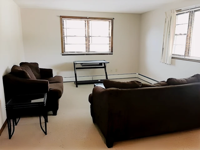 511 W. Church St., Champaign 4