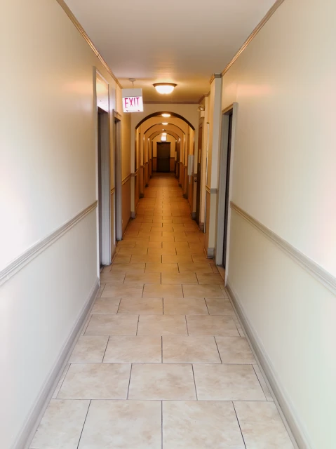 Jeffery Parkway Apartments 4