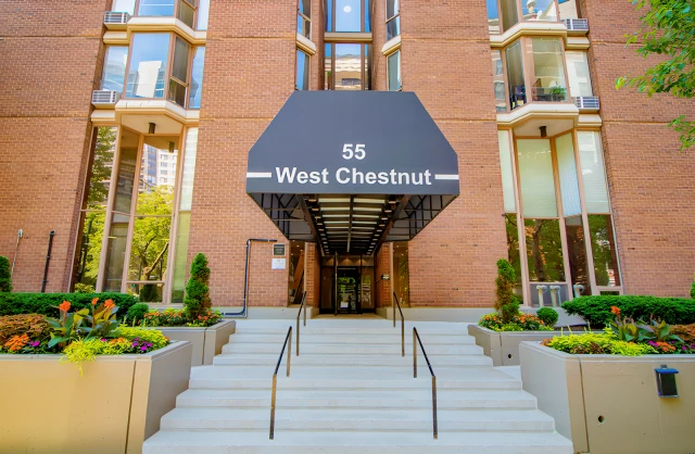 55 W Chestnut 3