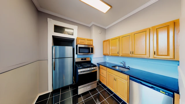 107 Comstock Avenue 2