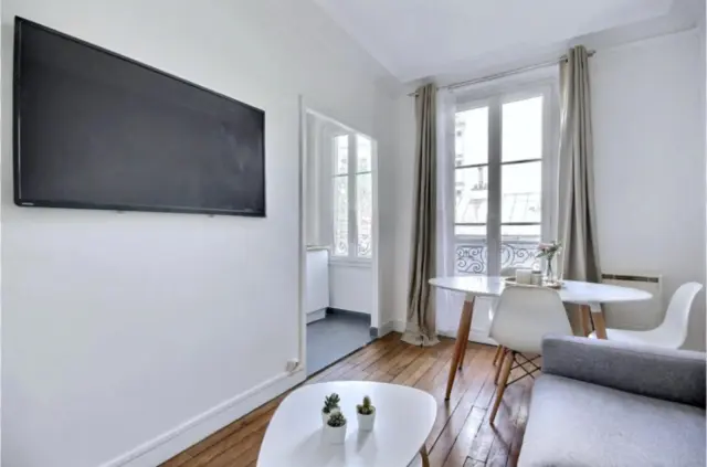 apartment in 17e   Batignolles Monceau Arc de Triomphe 1