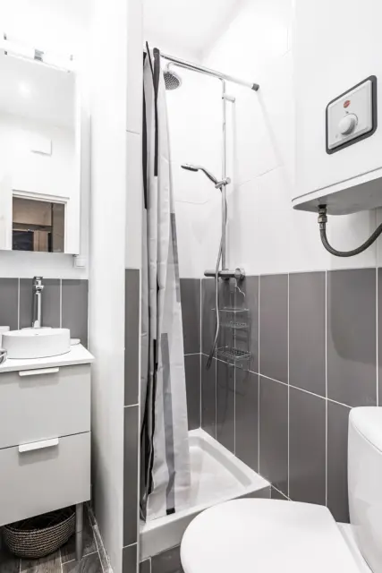 studio in 17e   Batignolles Monceau Arc de Triomphe 2