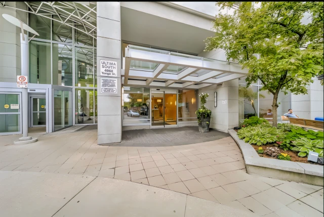 Ultima At Broadway 2