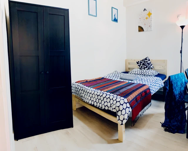 Sheung Wan Bonham Strand West Wing Yu Building Serviced Apartment (whole rental, 3 bedrooms, 1 bathroom, 3 people) 4