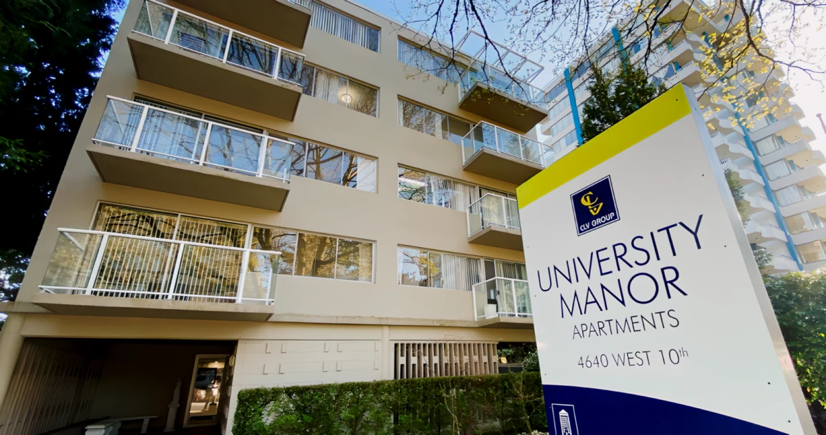 University Manor 0