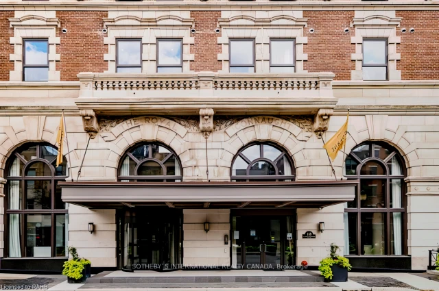 716 - 118 King St E 2