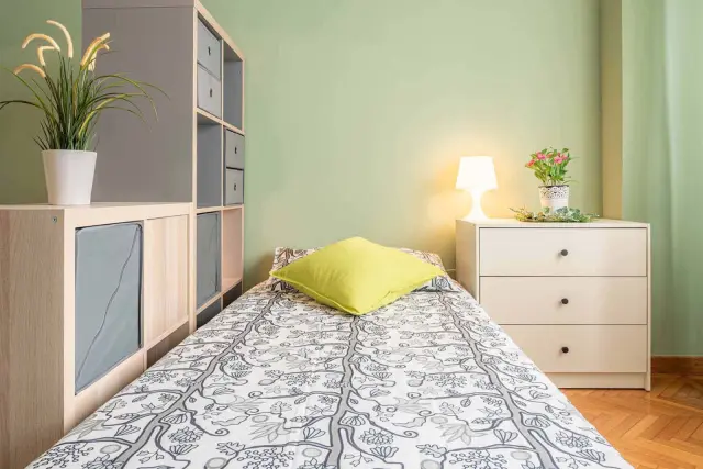VIA ANGERA 18 <br> PRIVATE ROOM S1 2
