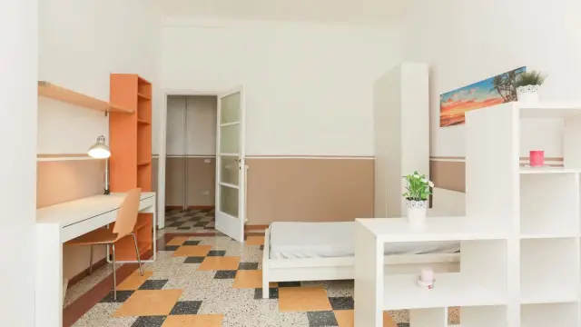 VIA DEGLI IMBRIANI 20 P1 <br> SHARED ROOM D1 - Bed A 4