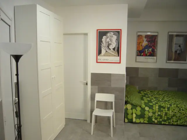 Via Nazario Sauro 5 (B6) 2