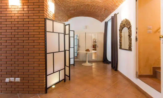 Apartment with 2 bedrooms for rent in Navigli 1
