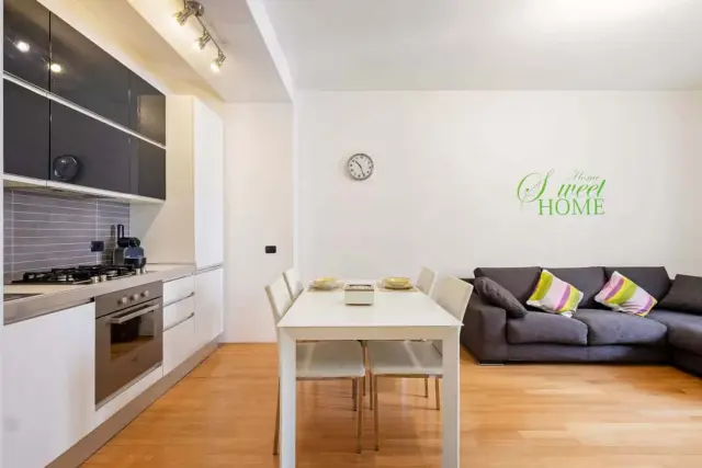 Apartment in Via Breno 1