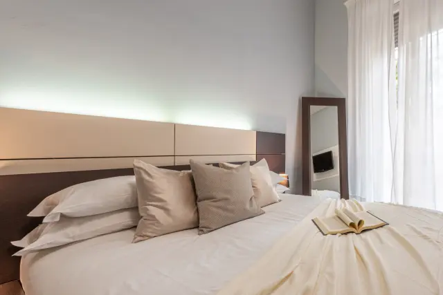 Agathae Luxury Apartament with Garden - close to Piazza Euclide 1