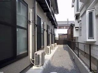 レオパレス京都鞍馬口 2